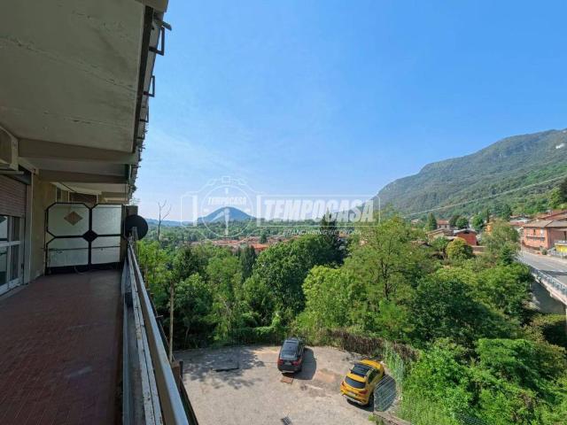 Appartamento in vendita a Cuasso al Monte VA