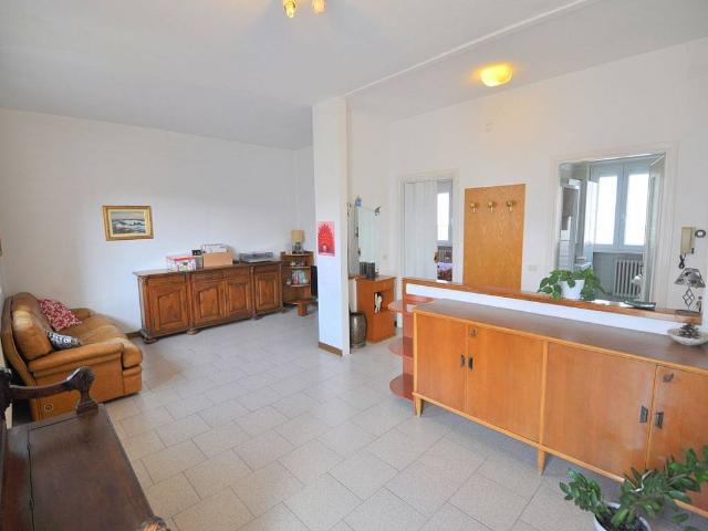 Appartamento in vendita a Cuggiono MI