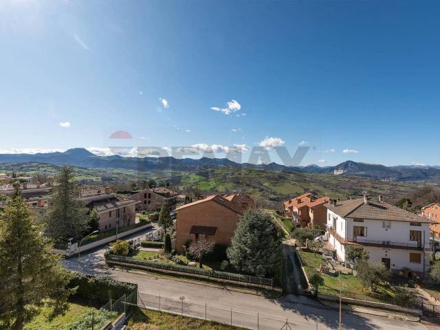 Appartamento in vendita a Cupramontana