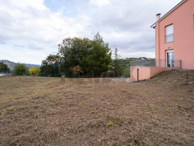Appartamento in vendita a Cupramontana AN