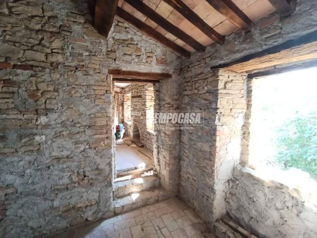 Appartamento in vendita a Cupramontana AN