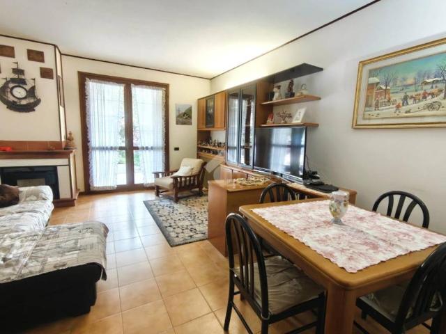 Villetta a schiera in vendita a Curtatone MN