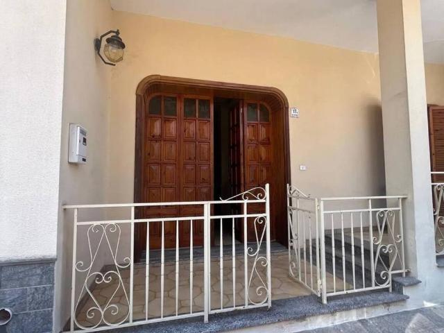 Appartamento in vendita a Cutrofiano LE