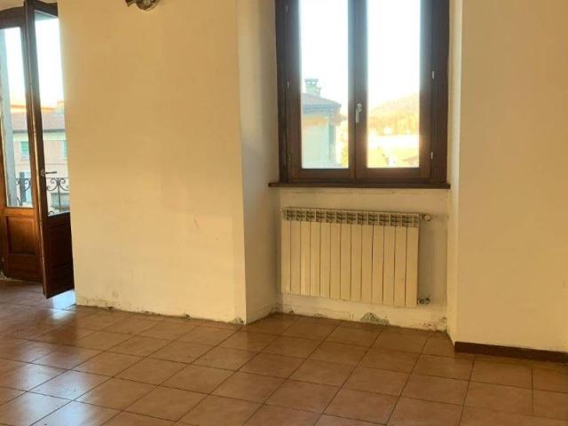 Appartamento in vendita a Cuvio VA