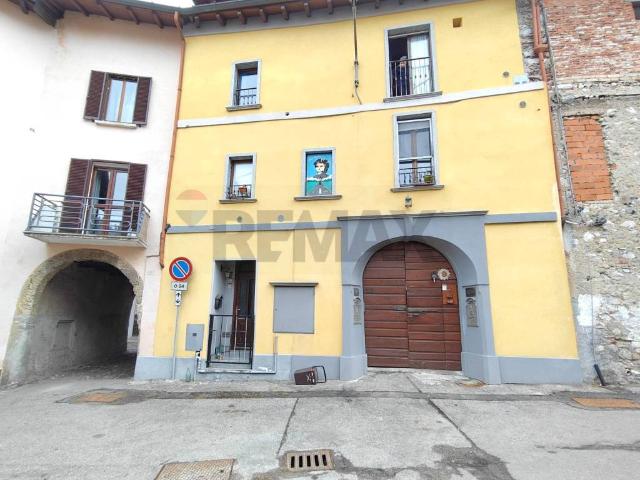 Appartamento in vendita a Cuvio VA