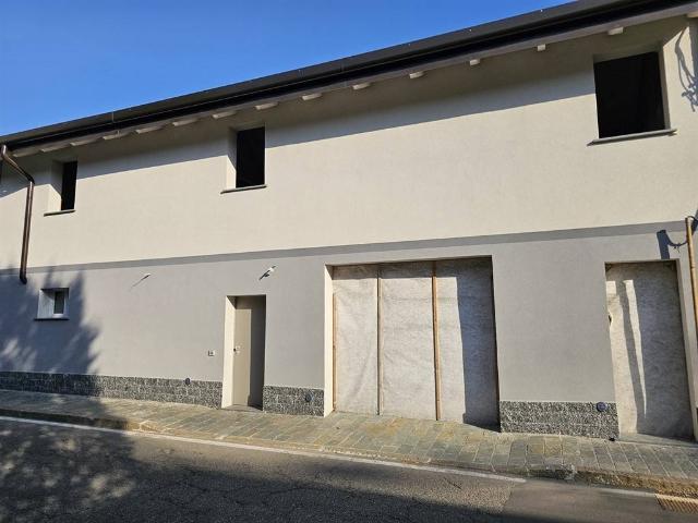 Appartamento in vendita a Cabiate CO