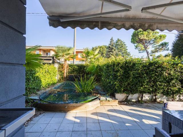 Appartamento in vendita a Cabiate CO