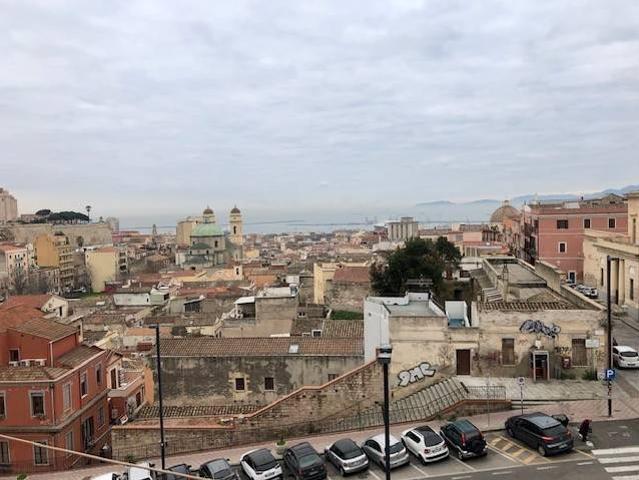 Appartamento in vendita a Cagliari CA