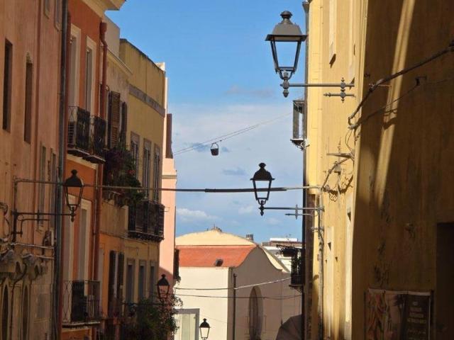 Appartamento in vendita a Cagliari CA