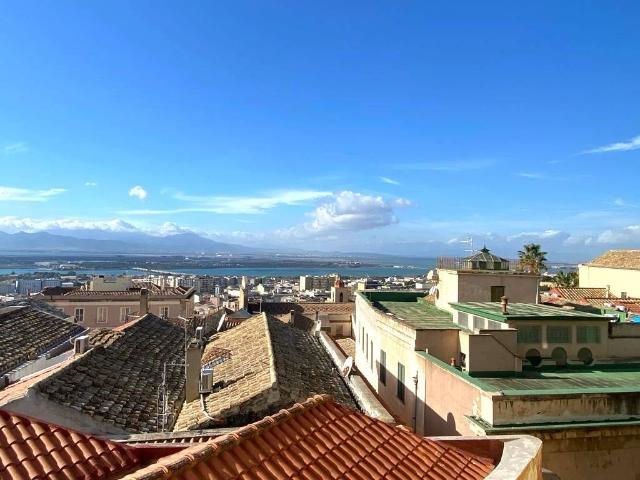 Appartamento in vendita a Cagliari CA