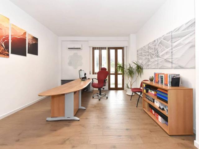 Appartamento in vendita a Cagliari CA