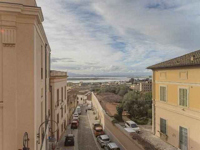 Appartamento in vendita a Cagliari CA