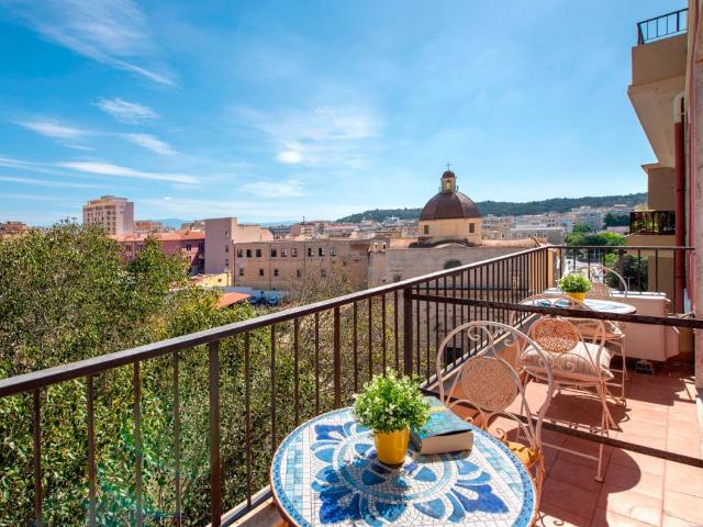Appartamento in vendita a Cagliari CA