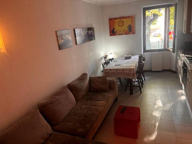 Appartamento in vendita a Cadorago CO
