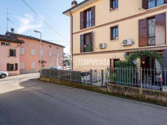 Appartamento in vendita a Cadelbosco di Sopra RE