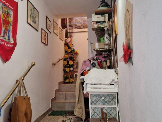 Appartamento in vendita a Cairate VA