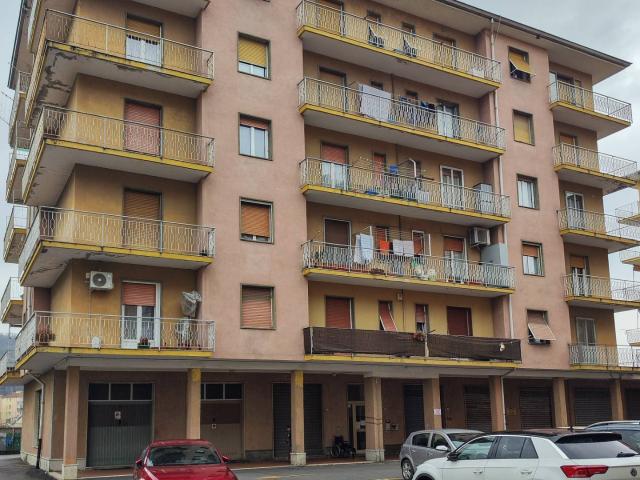Appartamento in vendita a Cairo Montenotte