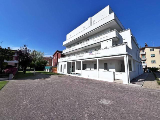 Appartamento in vendita a Caorle VE