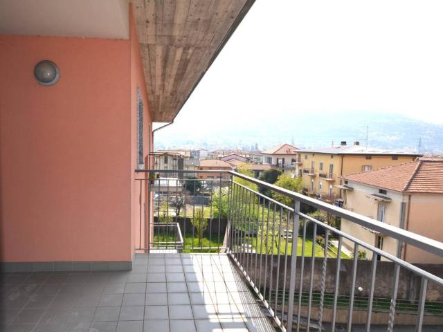 Appartamento in vendita a Calolziocorte LC