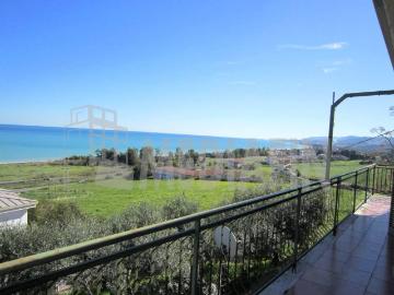 Casa indipendente in vendita a Calopezzati CS