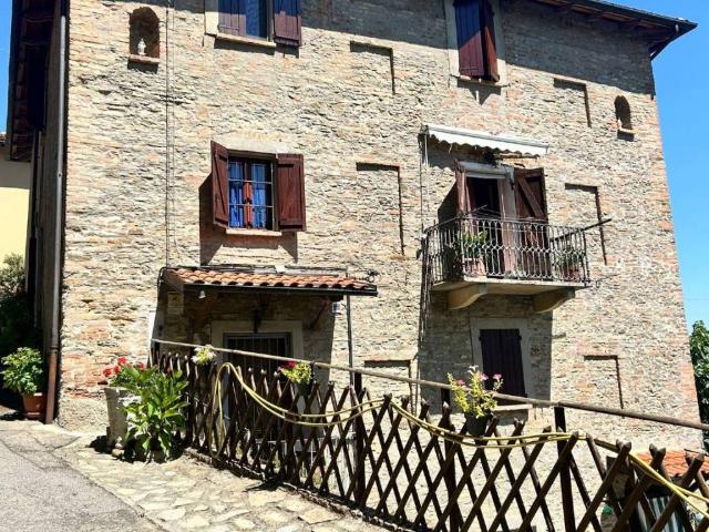 Appartamento in vendita a Calamandrana AT