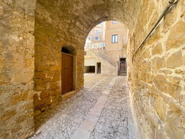 Appartamento in vendita a Calascibetta EN