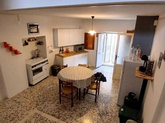 Appartamento in vendita a Calascio AQ