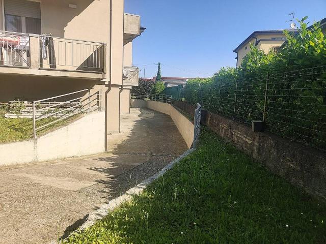 Appartamento in vendita a Calcinate BG