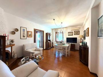 Appartamento in vendita a Calcinaia PI
