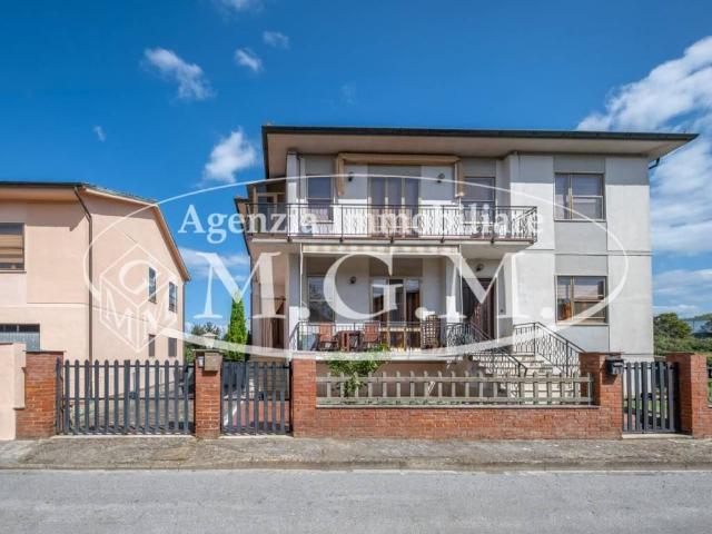 Appartamento in vendita a Calcinaia PI