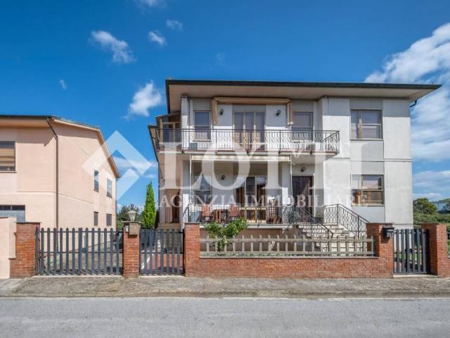 Appartamento in vendita a Calcinaia PI