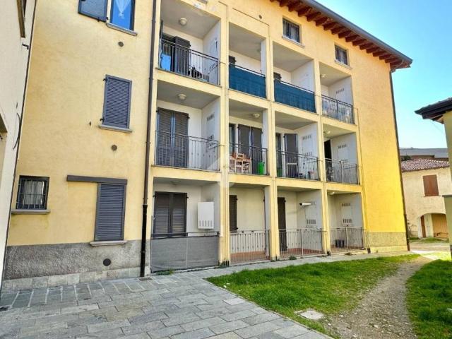 Appartamento in vendita a Calco LC
