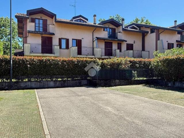 Appartamento in vendita a Calco LC