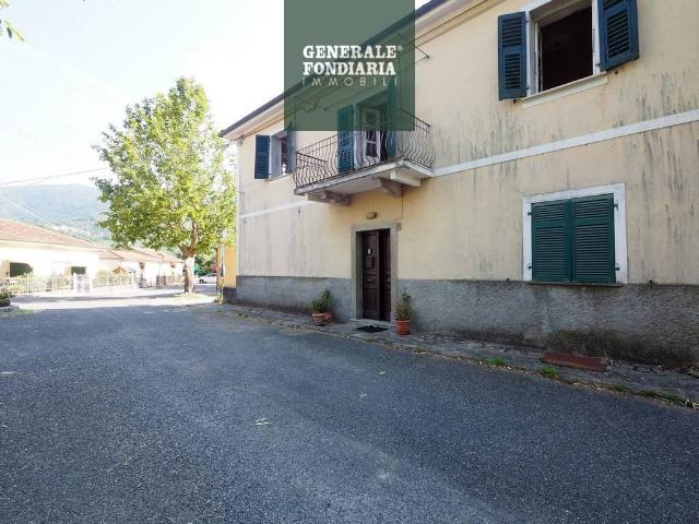Appartamento in vendita a Calice al Cornoviglio SP