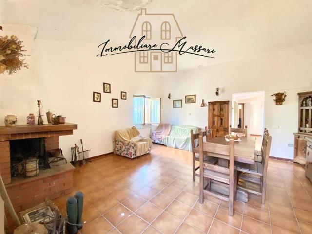 Appartamento in vendita a Calice al Cornoviglio SP