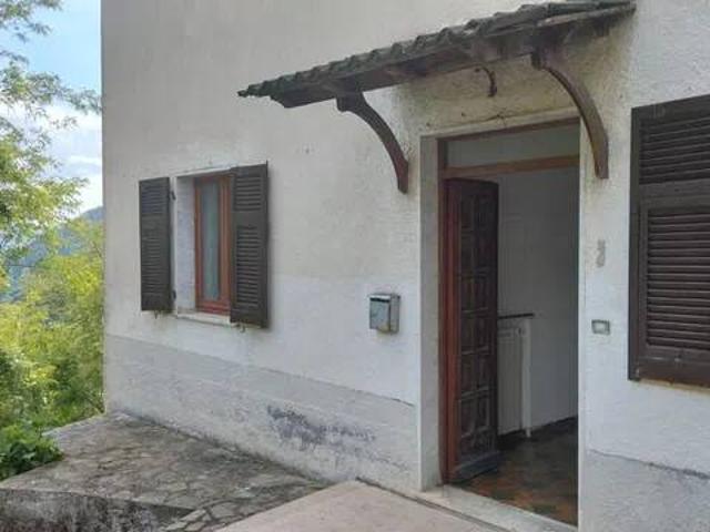 Appartamento in vendita a Calice al Cornoviglio SP