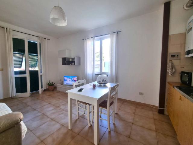 Appartamento in vendita a Calice Ligure
