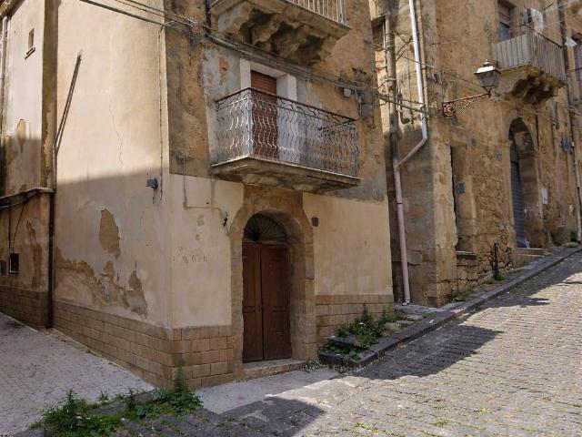 Appartamento in vendita a Caltagirone CT