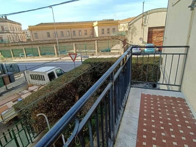 Appartamento in vendita a Caltanissetta CL