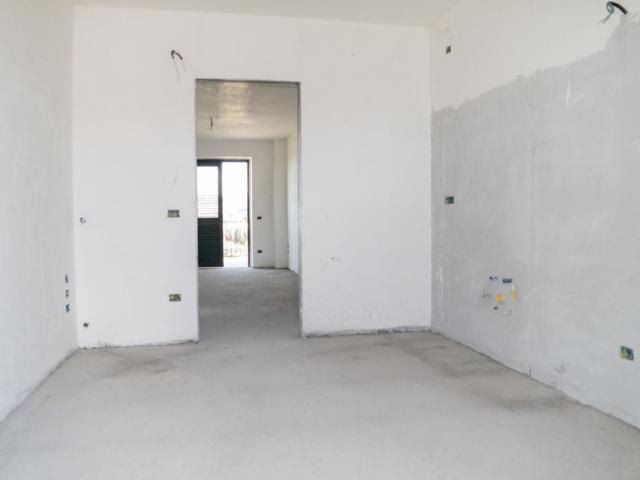 APPARTAMENTO in VENDITA a CALVI di 4 vani