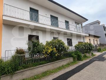 Appartamento in vendita a Calvi Risorta