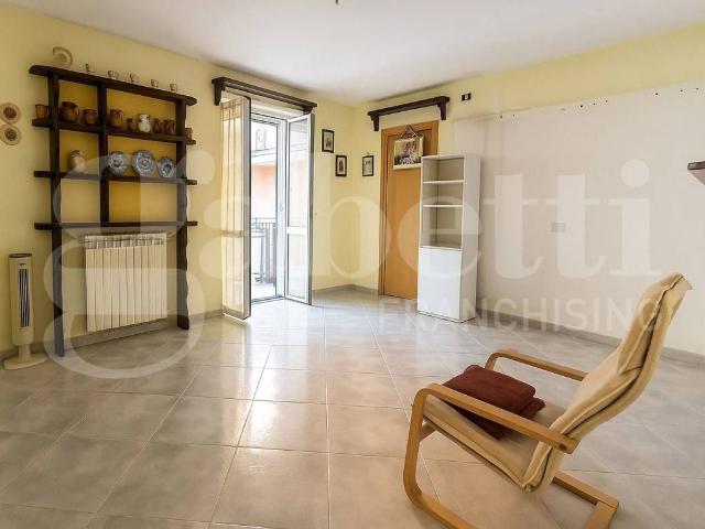 Appartamento in vendita a Calvi Risorta CE