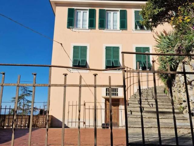 Appartamento in vendita a Camogli GE