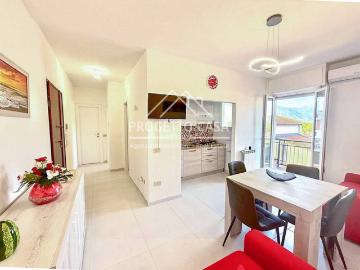Appartamento in vendita a Camaiore LU