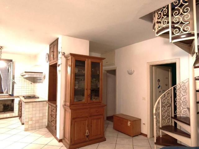Appartamento in vendita a Camaiore LU