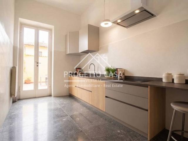 Appartamento in vendita a Camaiore LU