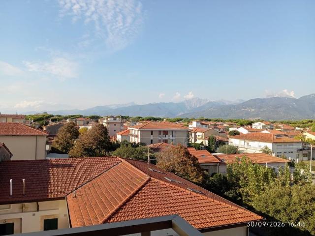 Appartamento in vendita a Camaiore LU