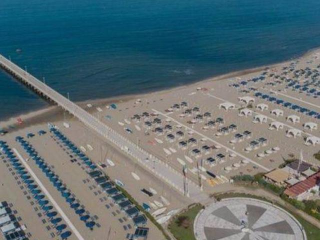 Appartamento in vendita a Camaiore LU