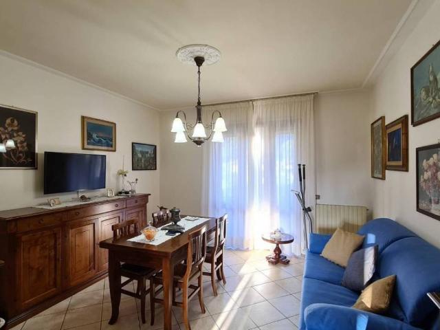 Appartamento in vendita a Camaiore LU