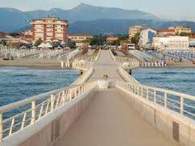 Appartamento in vendita a Camaiore LU